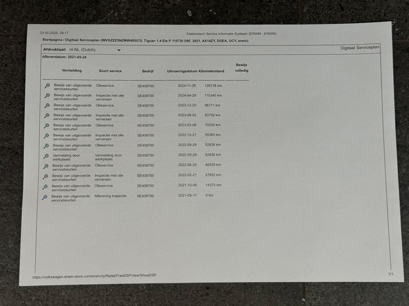 45187115-48.jpg
